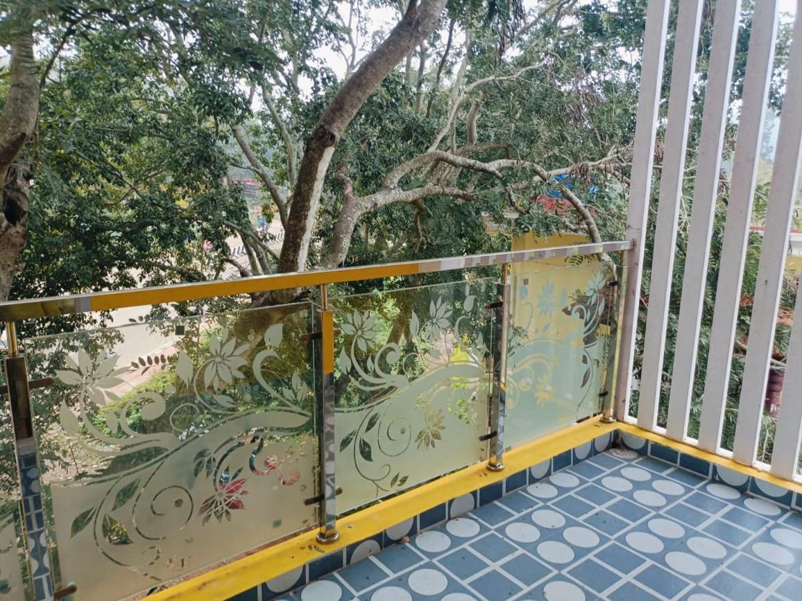 Hilltop Heaven Yelagiri Ngoại thất bức ảnh